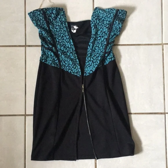 DRESS - Picture 9 of 12